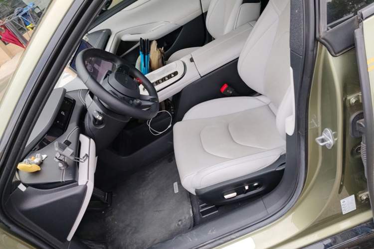 Used Xiaomi Auto SU7 2024 Rear-Drive Ultra-Long Range Advanced Pro-Level Intelligent Driving Version Left Front Seat