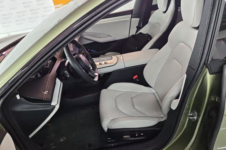 Used Xiaomi Auto SU7 2024 Rear-Drive Ultra-Long Range Advanced Pro-Level Intelligent Driving Version Left Front Seat