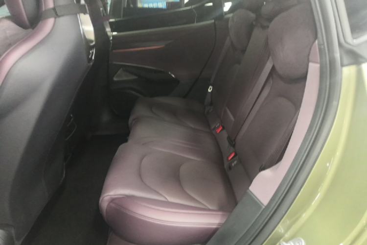 Used Xiaomi Auto SU7 2024 Rear-Drive Long-Range Intelligent Driving Version Left Rear Seat