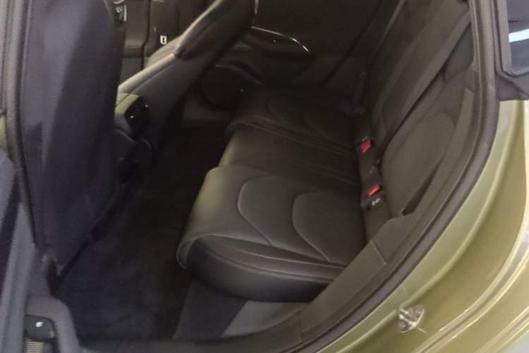 Used Xiaomi Auto SU7 2024 Four-Wheel-Drive Max Founder's Edition Left Rear Seat