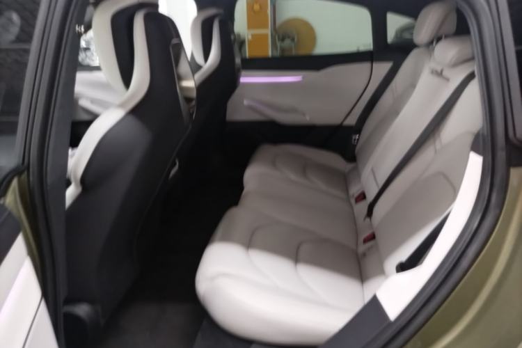Used Xiaomi Auto SU7 2024 Rear-Drive Ultra-Long Range Advanced Pro-Level Intelligent Driving Version Left Rear Seat
