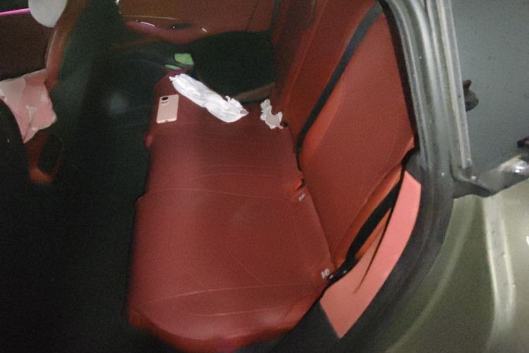 Used Xiaomi Auto SU7 2024 Rear-Drive Ultra-Long Range Advanced Pro-Level Intelligent Driving Version Left Rear Seat