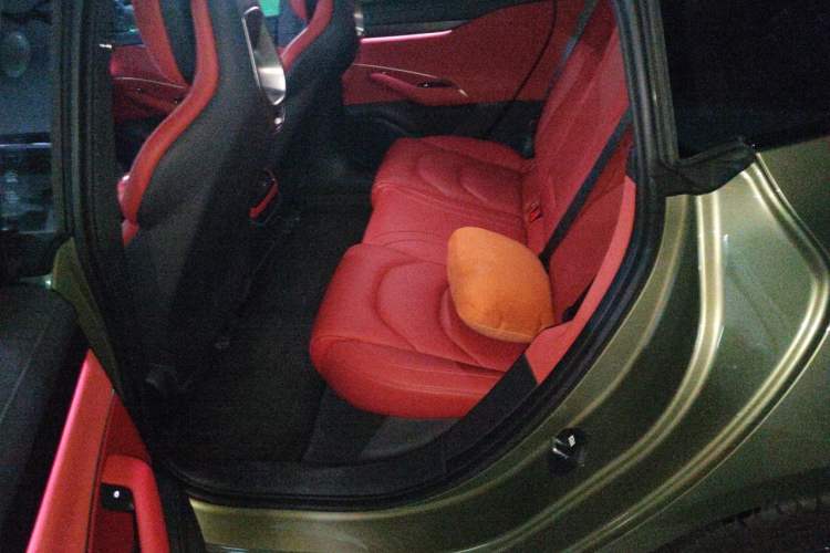 Used Xiaomi Auto SU7 2024 Rear-Drive Long-Range Intelligent Driving Version Left Rear Seat