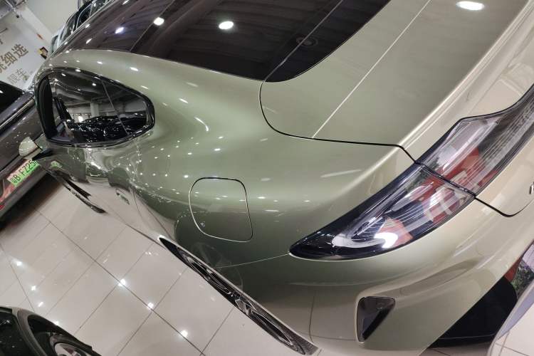Used Xiaomi Auto SU7 2024 Four-Wheel Drive Ultra-Long Range Advanced Intelligent Driving Max Edition Left Side