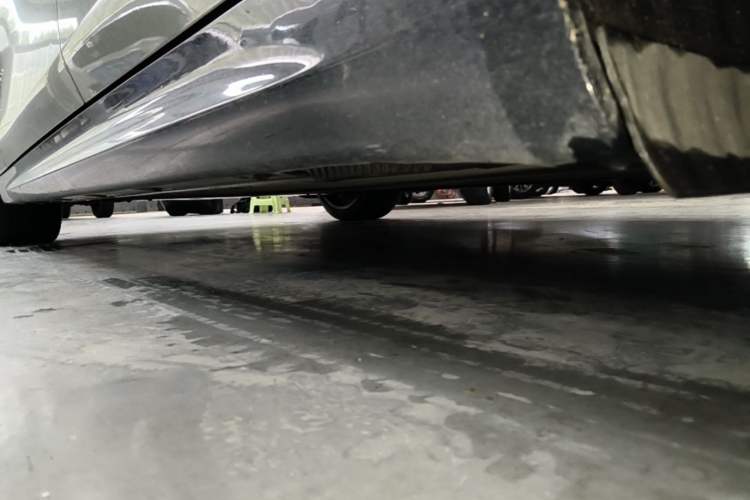 Used Xiaomi Auto SU7 2024 Rear-Drive Long-Range Intelligent Driving Version Left Side Sill