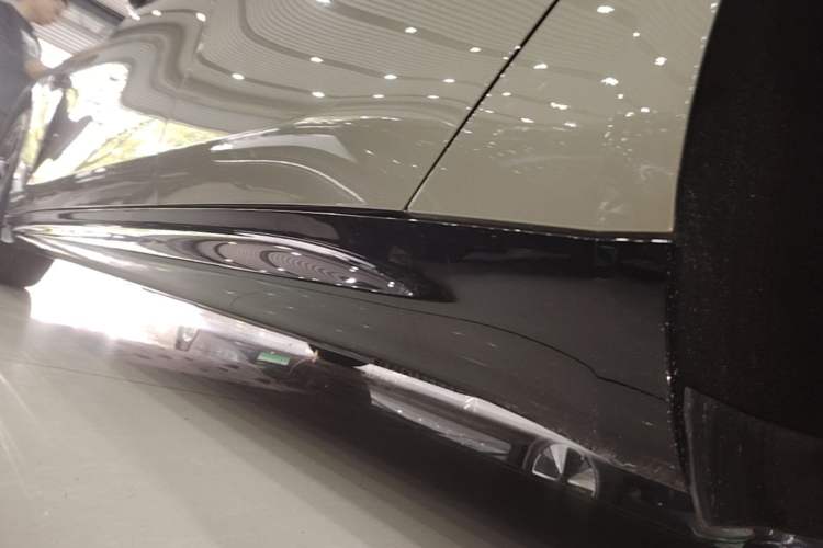 Used Xiaomi Auto SU7 2024 Rear-Drive Long-Range Intelligent Driving Version Left Side Sill