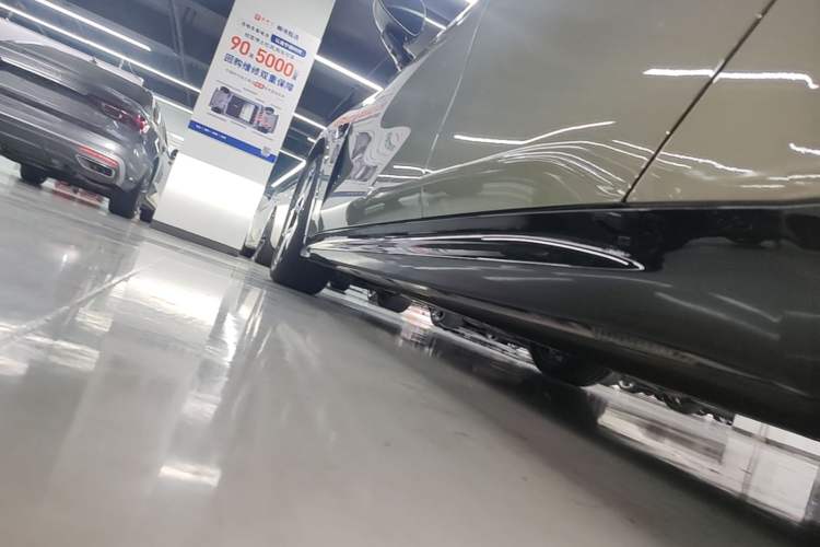 Used Xiaomi Auto SU7 2024 Rear-Drive Ultra-Long Range Advanced Pro-Level Intelligent Driving Version Left Side Sill