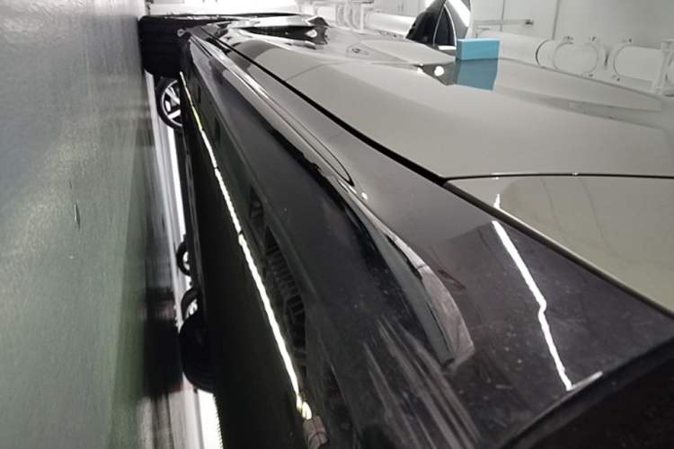 Used Xiaomi Auto SU7 2024 Rear-Drive Ultra-Long Range Advanced Pro-Level Intelligent Driving Version Left Side Sill