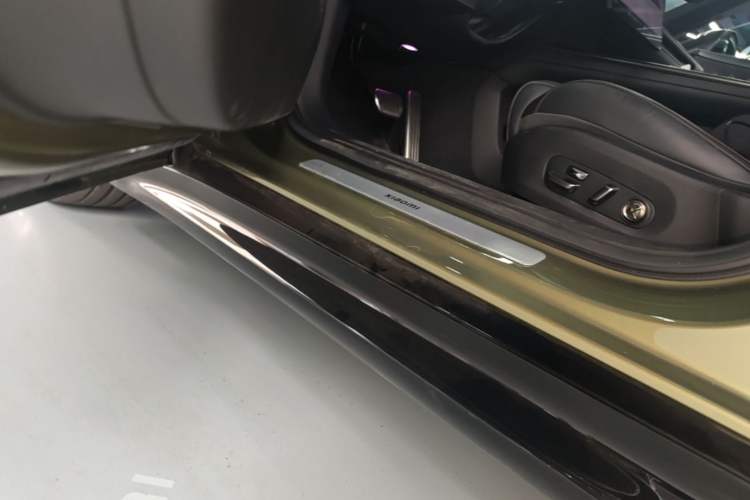 Used Xiaomi Auto SU7 2024 Four-Wheel-Drive Max Founder's Edition Left Side Sill
