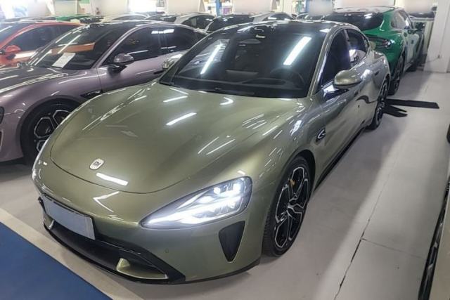 Used Xiaomi Auto SU7 2024 Four-Wheel Drive Ultra-Long Range Advanced Intelligent Driving Max Edition