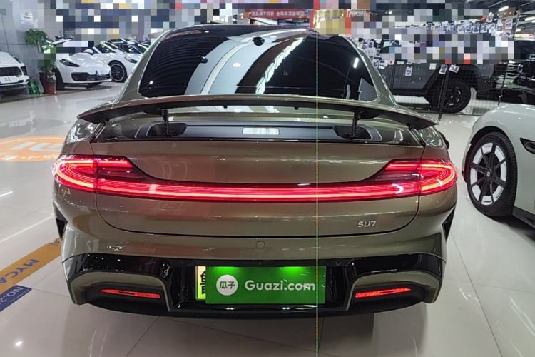 Used Xiaomi Auto SU7 2024 Four-Wheel Drive Ultra-Long Range Advanced Intelligent Driving Max Edition Rear