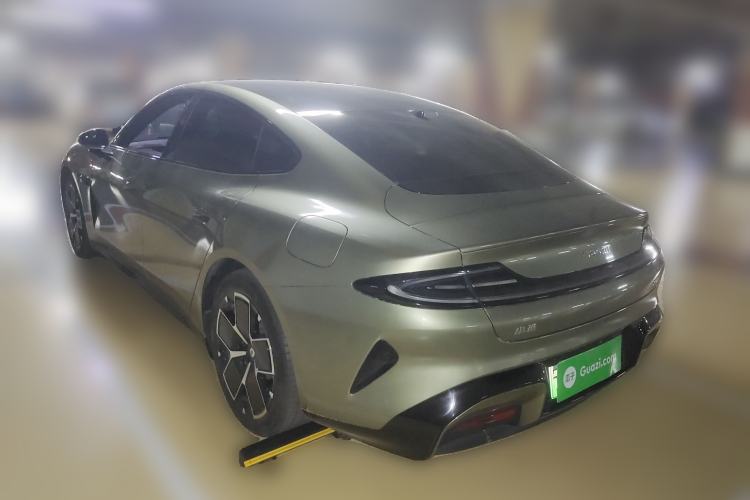 Used Xiaomi Auto SU7 2024 Rear-Drive Standard Founder Edition Rear Left 45 Deg