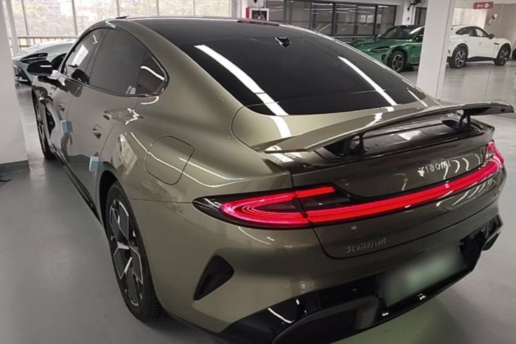Used Xiaomi Auto SU7 2024 Rear-Drive Ultra-Long Range Advanced Pro-Level Intelligent Driving Version Rear Left 45 Deg