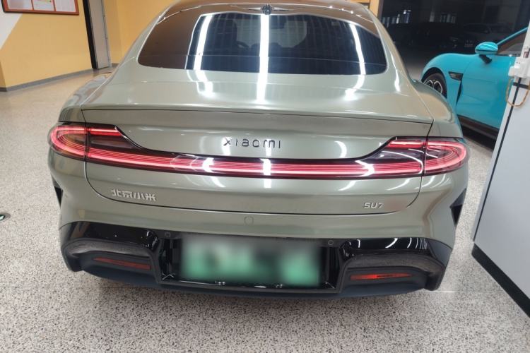 Used Xiaomi Auto SU7 2024 Four-Wheel Drive Ultra-Long Range Advanced Intelligent Driving Max Edition Rear