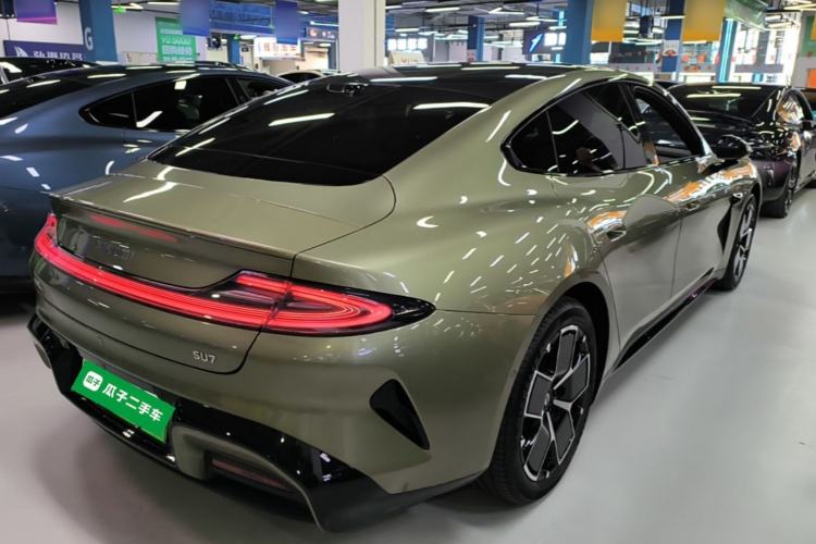 Used Xiaomi Auto SU7 2024 Rear-Drive Long-Range Intelligent Driving Version Rear Right 45 Deg
