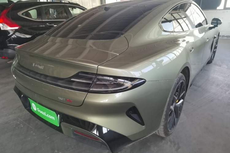 Used Xiaomi Auto SU7 2024 Four-Wheel Drive Ultra-Long Range Advanced Intelligent Driving Max Edition Rear Right 45 Deg