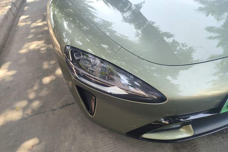 Used Xiaomi Auto SU7 2024 Rear-Drive Standard Founder Edition Right Front Headlight