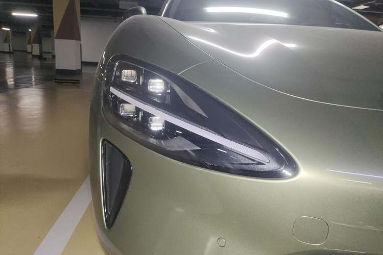 Used Xiaomi Auto SU7 2024 Rear-Drive Standard Founder Edition Right Front Headlight