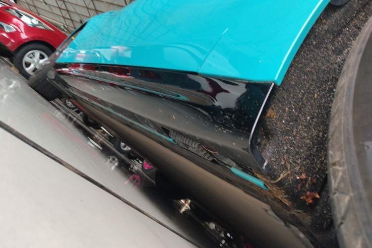 Used Xiaomi Auto SU7 2024 Rear-Drive Ultra-Long Range Advanced Pro-Level Intelligent Driving Version Right Side Sill