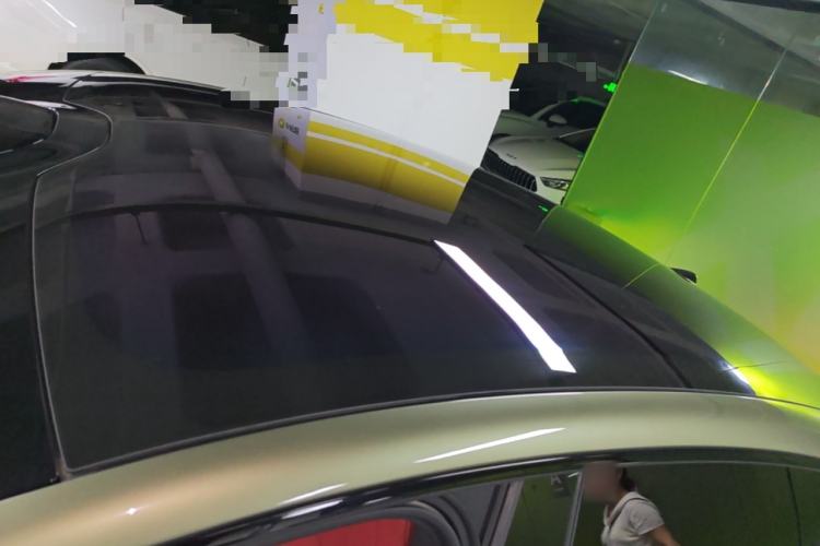 Used Xiaomi Auto SU7 2024 Four-Wheel Drive Ultra-Long Range Advanced Intelligent Driving Max Edition Roof