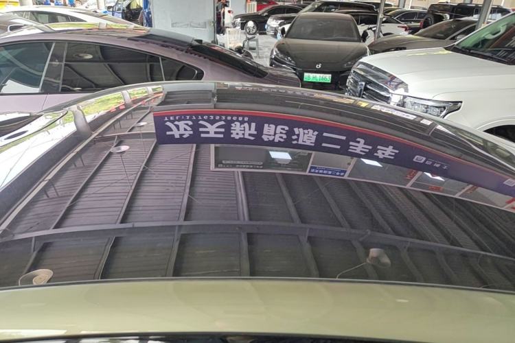 Used Xiaomi Auto SU7 2024 Four-Wheel Drive Ultra-Long Range Advanced Intelligent Driving Max Edition Roof