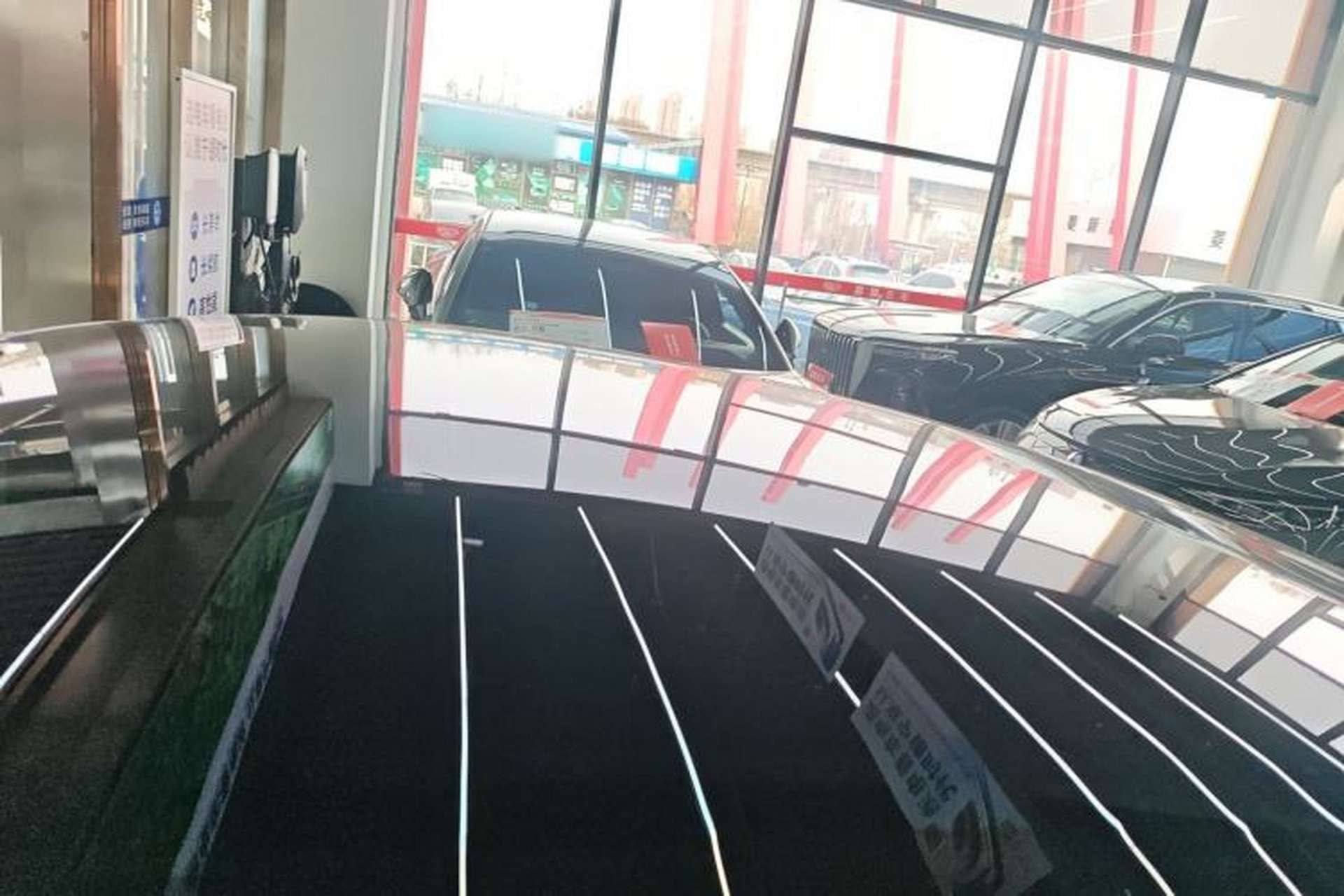 Used Xiaomi Auto SU7 2024 Four-Wheel Drive Ultra-Long Range Advanced Intelligent Driving Max Edition Roof