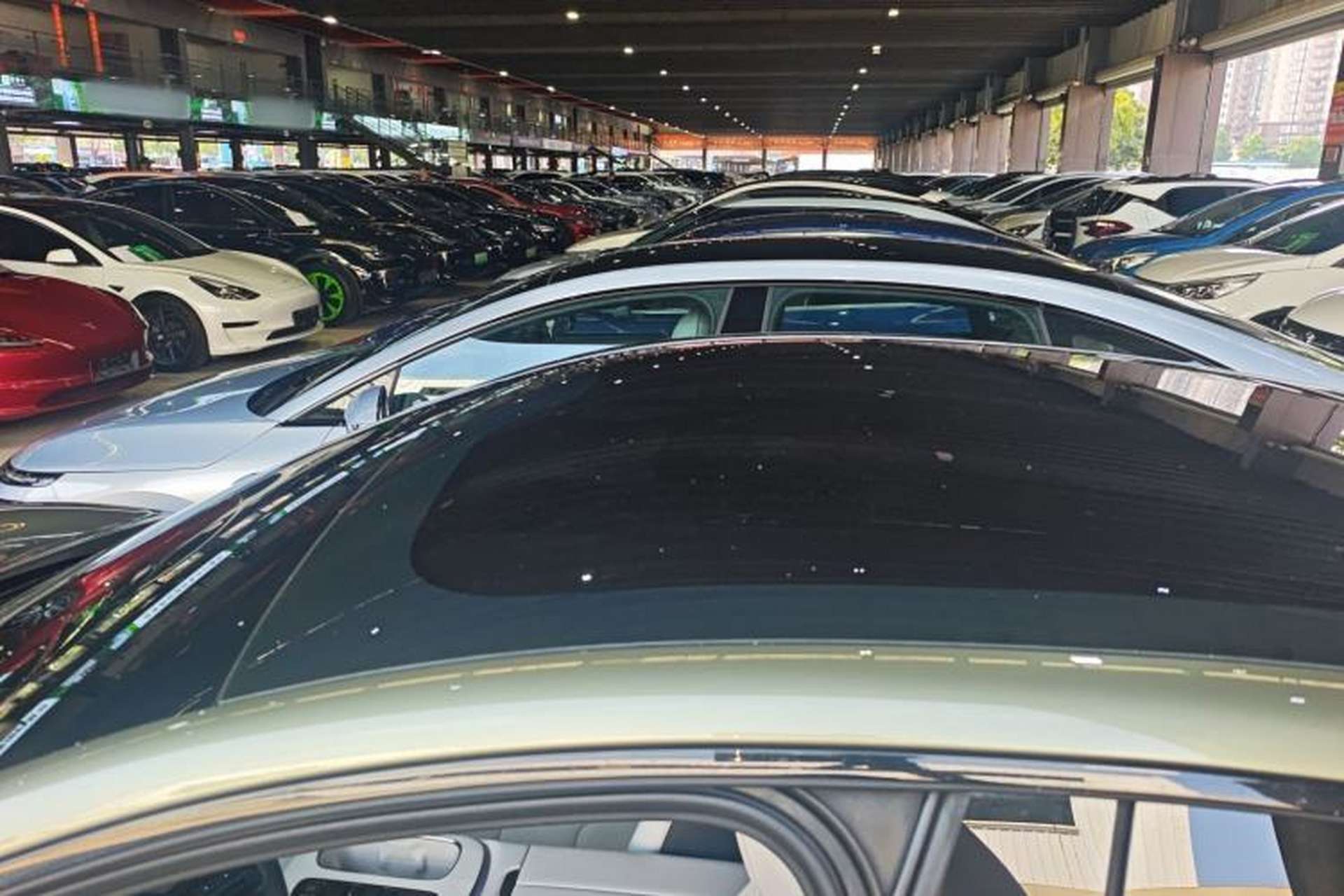 Used Xiaomi Auto SU7 2024 Rear-Drive Long-Range Intelligent Driving Version Roof