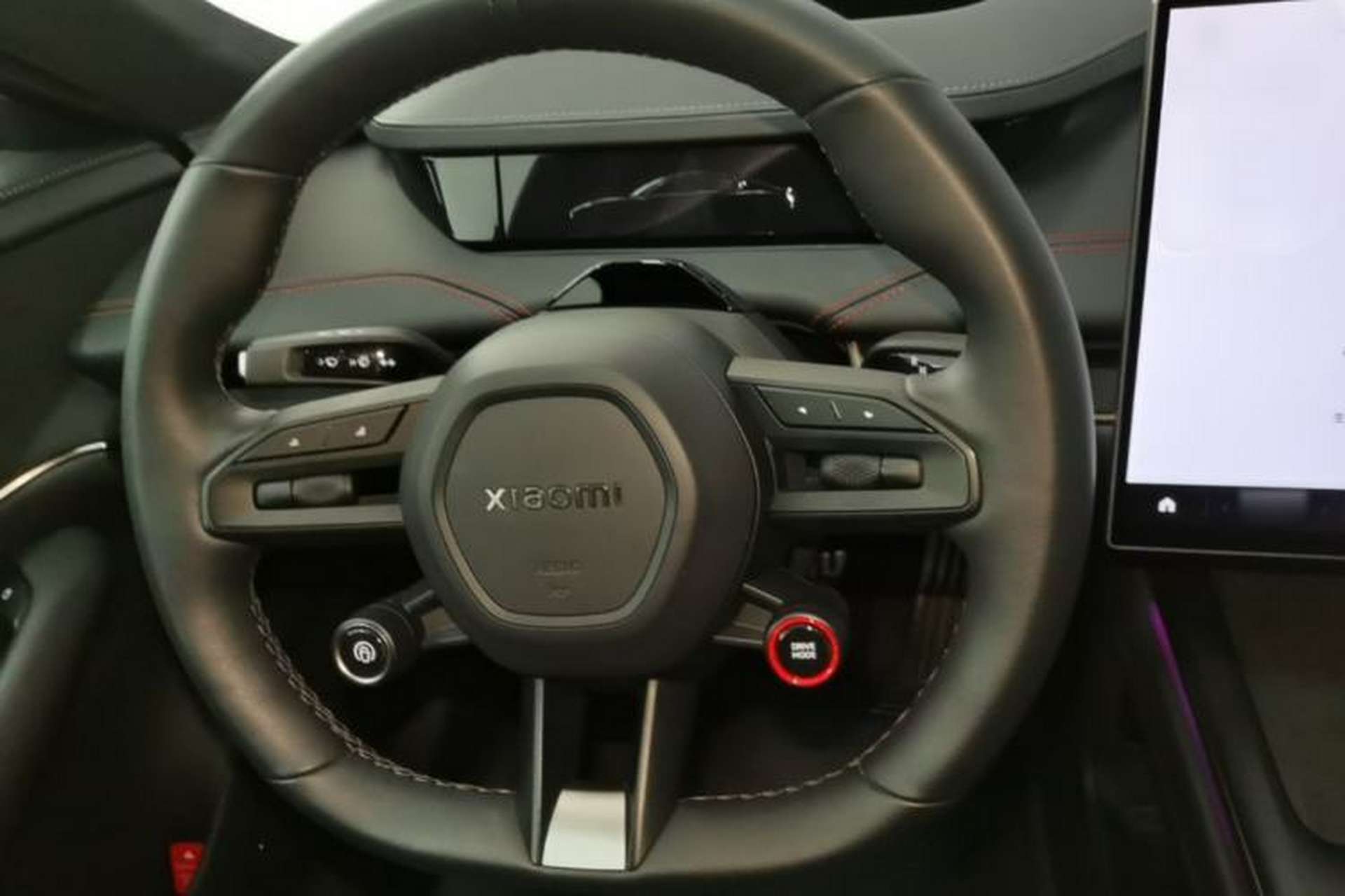 Used Xiaomi Auto SU7 2024 Four-Wheel Drive Ultra-Long Range Advanced Intelligent Driving Max Edition Steering Wheel