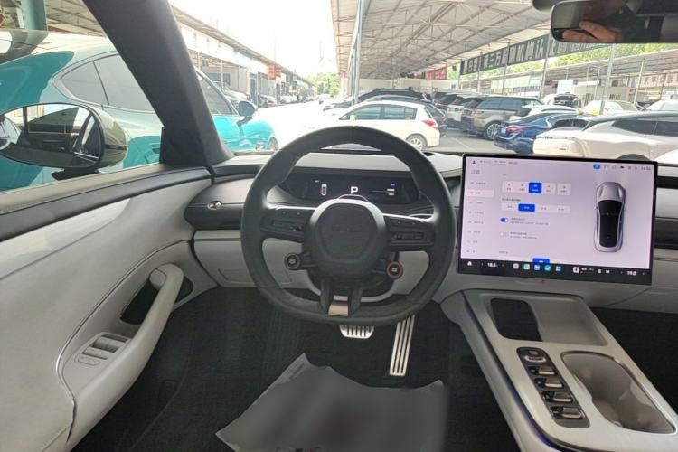 Used Xiaomi Auto SU7 2024 Four-Wheel Drive Ultra-Long Range Advanced Intelligent Driving Max Edition Steering Wheel