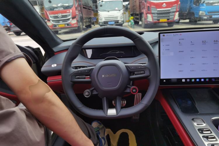 Used Xiaomi Auto SU7 2024 Four-Wheel Drive Ultra-Long Range Advanced Intelligent Driving Max Edition Steering Wheel