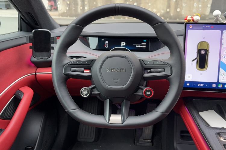 Used Xiaomi Auto SU7 2024 Rear-Drive Ultra-Long Range Advanced Pro-Level Intelligent Driving Version Steering Wheel