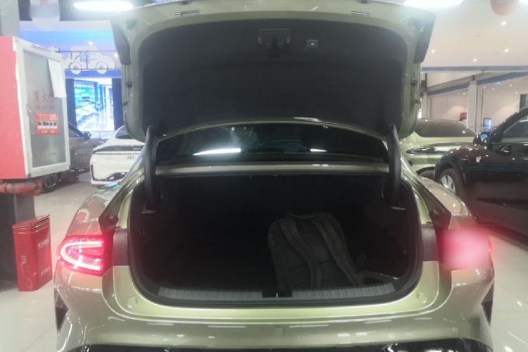 Used Xiaomi Auto SU7 2024 Rear-Drive Long-Range Intelligent Driving Version Trunk