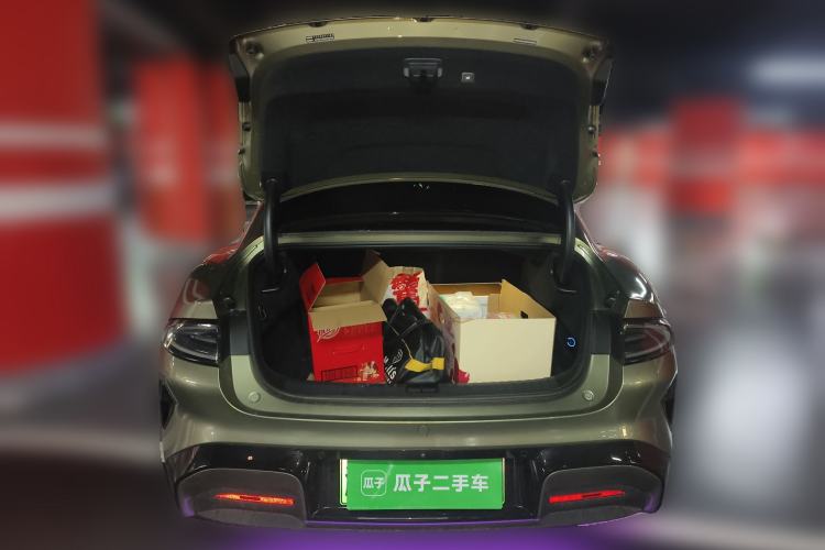 Used Xiaomi Auto SU7 2024 Four-Wheel Drive Ultra-Long Range Advanced Intelligent Driving Max Edition Trunk