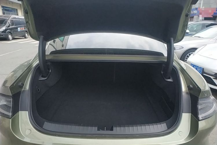 Used Xiaomi Auto SU7 2024 Rear-Drive Long-Range Intelligent Driving Version Trunk