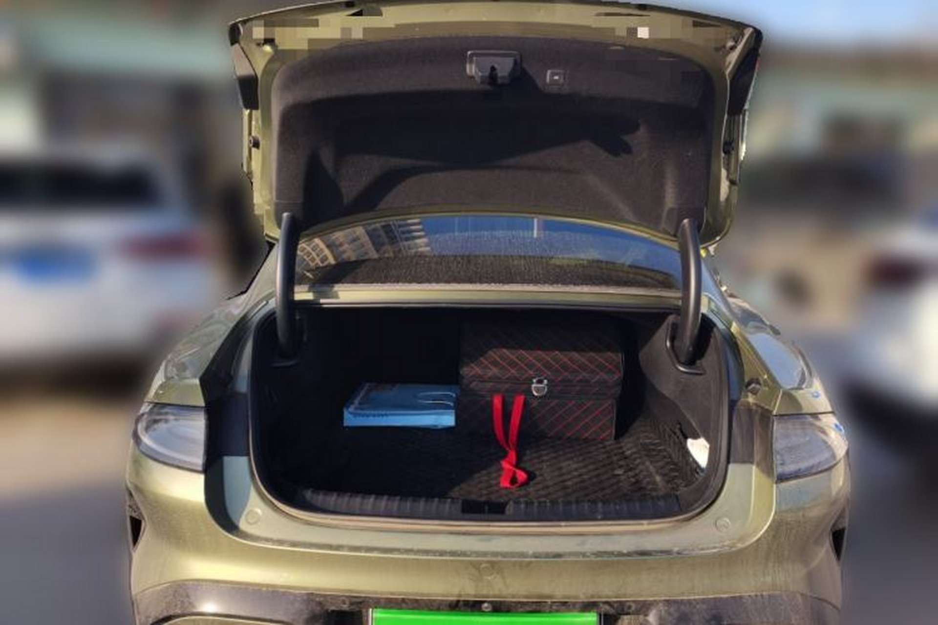 Used Xiaomi Auto SU7 2024 Rear-Drive Long-Range Intelligent Driving Version Trunk
