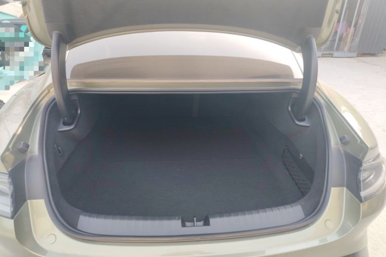 Used Xiaomi Auto SU7 2024 Rear-Drive Long-Range Intelligent Driving Version Trunk