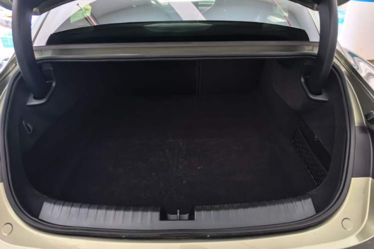 Used Xiaomi Auto SU7 2024 Rear-Drive Standard Founder Edition Trunk