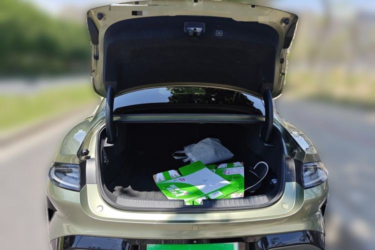 Used Xiaomi Auto SU7 2024 Rear-Drive Ultra-Long Range Advanced Pro-Level Intelligent Driving Version Trunk