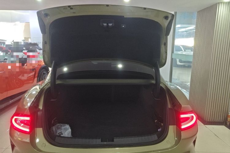 Used Xiaomi Auto SU7 2024 Rear-Drive Long-Range Intelligent Driving Version Trunk
