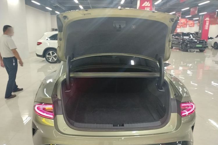 Used Xiaomi Auto SU7 2024 Rear-Drive Ultra-Long Range Advanced Pro-Level Intelligent Driving Version Trunk