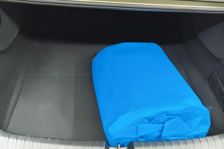 Used Xiaomi Auto SU7 2024 Four-Wheel Drive Ultra-Long Range Advanced Intelligent Driving Max Edition Trunk