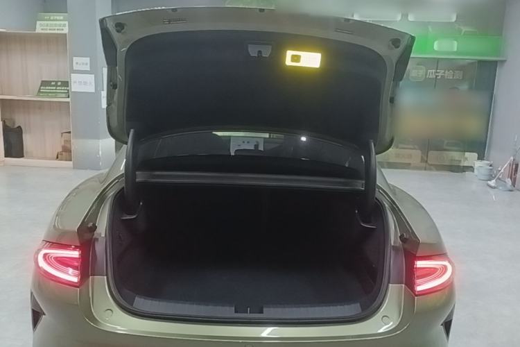 Used Xiaomi Auto SU7 2024 Rear-Drive Long-Range Intelligent Driving Version Trunk