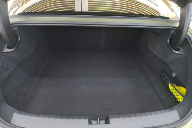 Used Xiaomi Auto SU7 2024 Rear-Drive Ultra-Long Range Advanced Pro-Level Intelligent Driving Version Trunk