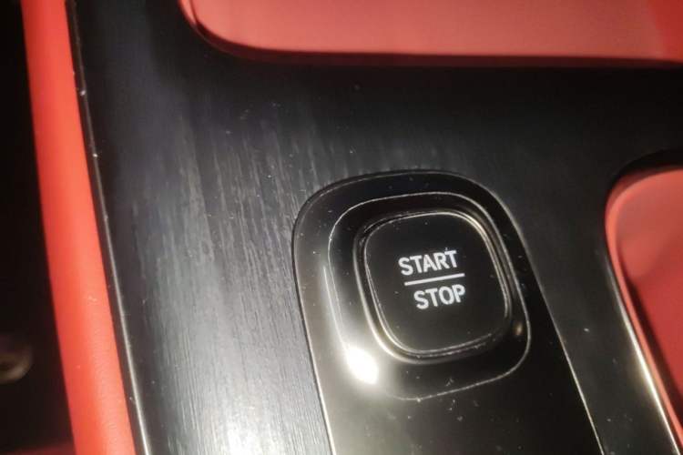 Used Xiaomi Auto SU7 2024 Rear-Drive Long-Range Intelligent Driving Version Vehicle Key