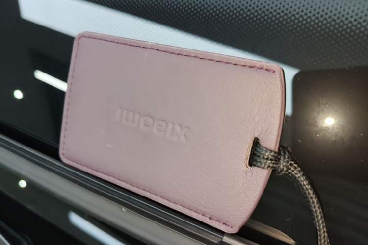 Used Xiaomi Auto SU7 2024 Rear-Drive Ultra-Long Range Advanced Pro-Level Intelligent Driving Version Vehicle Key