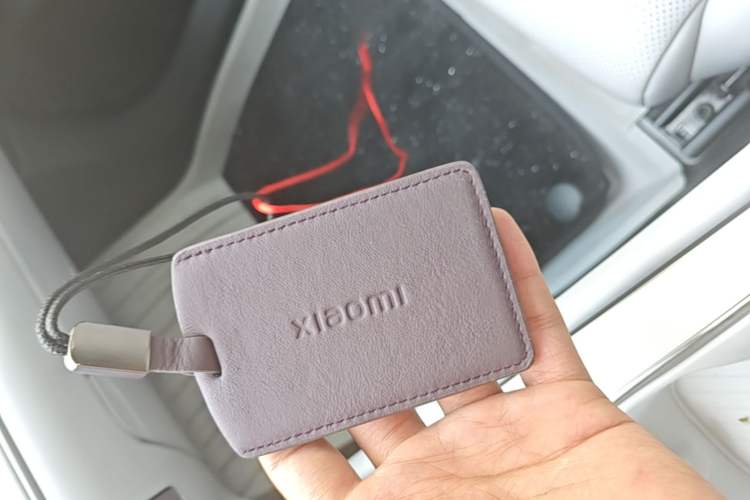 Used Xiaomi Auto SU7 2024 Rear-Drive Long-Range Intelligent Driving Version Vehicle Key