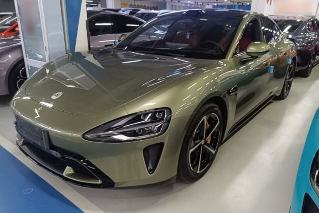Used Xiaomi Auto SU7 2024 Four-Wheel Drive Ultra-Long Range Advanced Intelligent Driving Max Edition