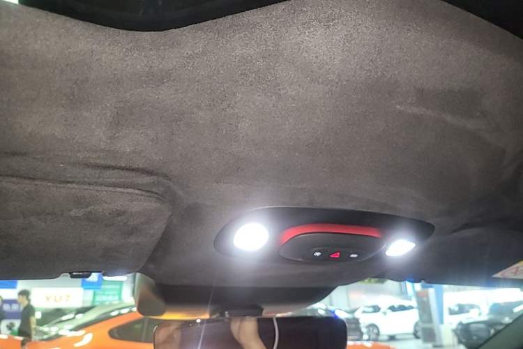Used Xiaomi Auto SU7 2024 Four-Wheel Drive Ultra-Long Range Advanced Intelligent Driving Max Edition Headliner