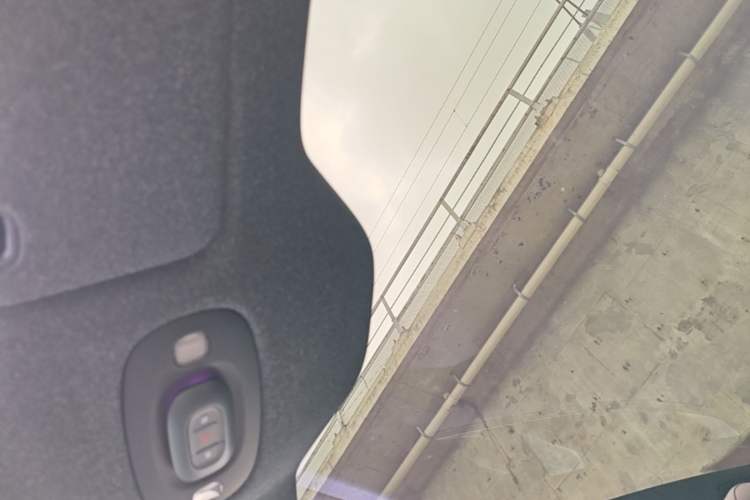 Used Xiaomi Auto SU7 2024 Rear-Drive Long-Range Intelligent Driving Version Headliner