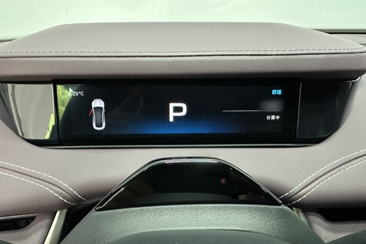 Used Xiaomi Auto SU7 2024 Rear-Drive Long-Range Intelligent Driving Version Interior 10